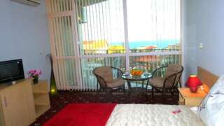 Отель Hotel Paradise Золотые Пески Двухместный номер с 1 кроватью и балконом, вид на море-4